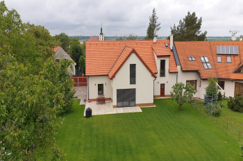 Na Ovčíně, Středokluky