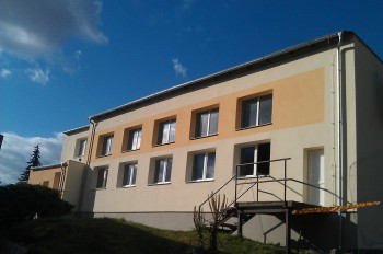 Makotřasy, okr. Kladno, obecní úřad