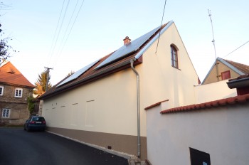 U Sádek 654, Hostivice